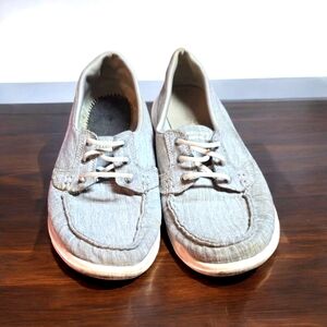 Sketchers on the go Grey Shoe